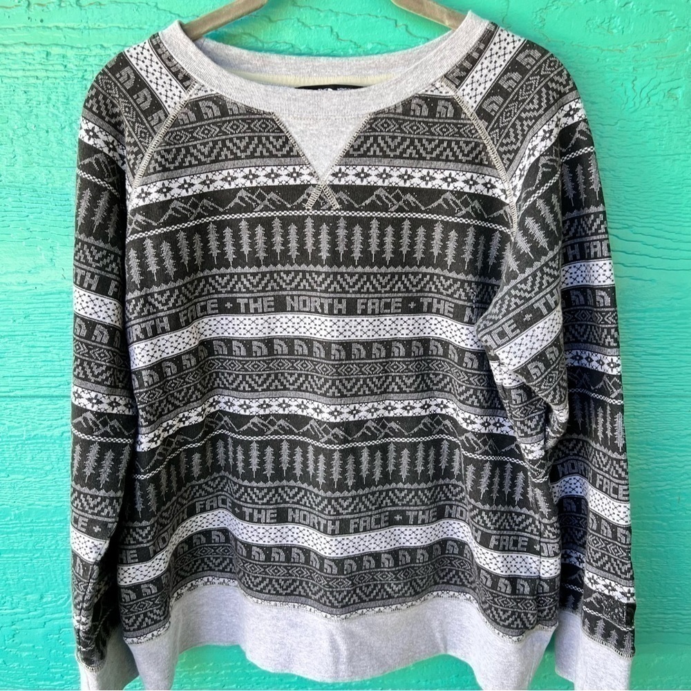 THE NORTH FACE NORDIC SWEATSHIRT SIZE LARGE